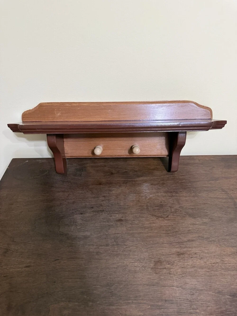 Vintage Wood Wall Shelf Plate Ledge 2 Peg Hooks Two-Tone Country Farmhouse 19